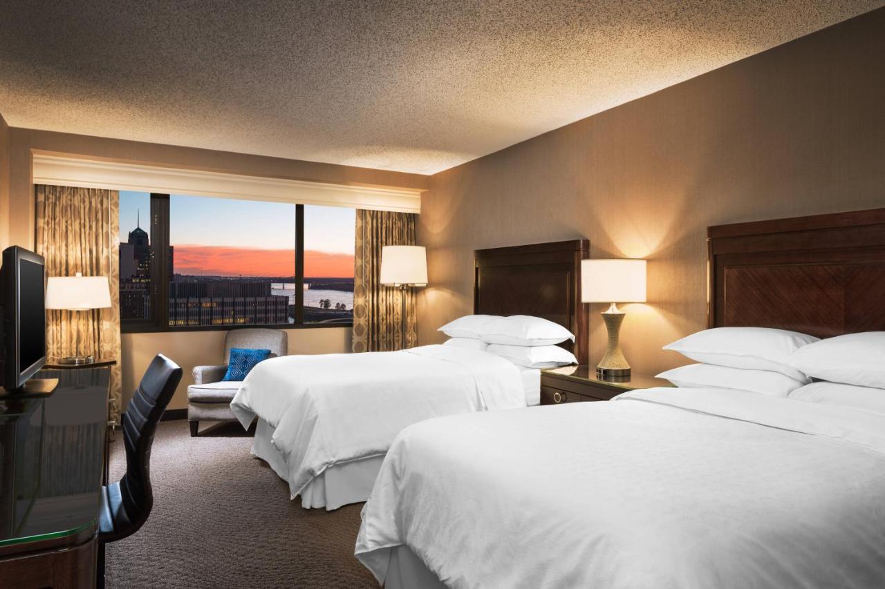 Sheraton Downtown Hotel 4*